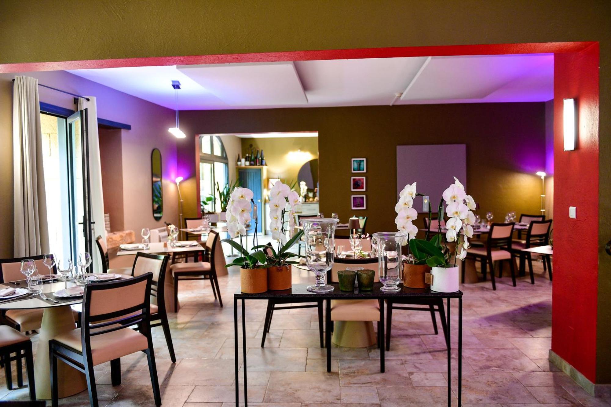 Le Mas Des Aigras - Hotel & Restaurant De Charme En Provence Orange  Exteriér fotografie